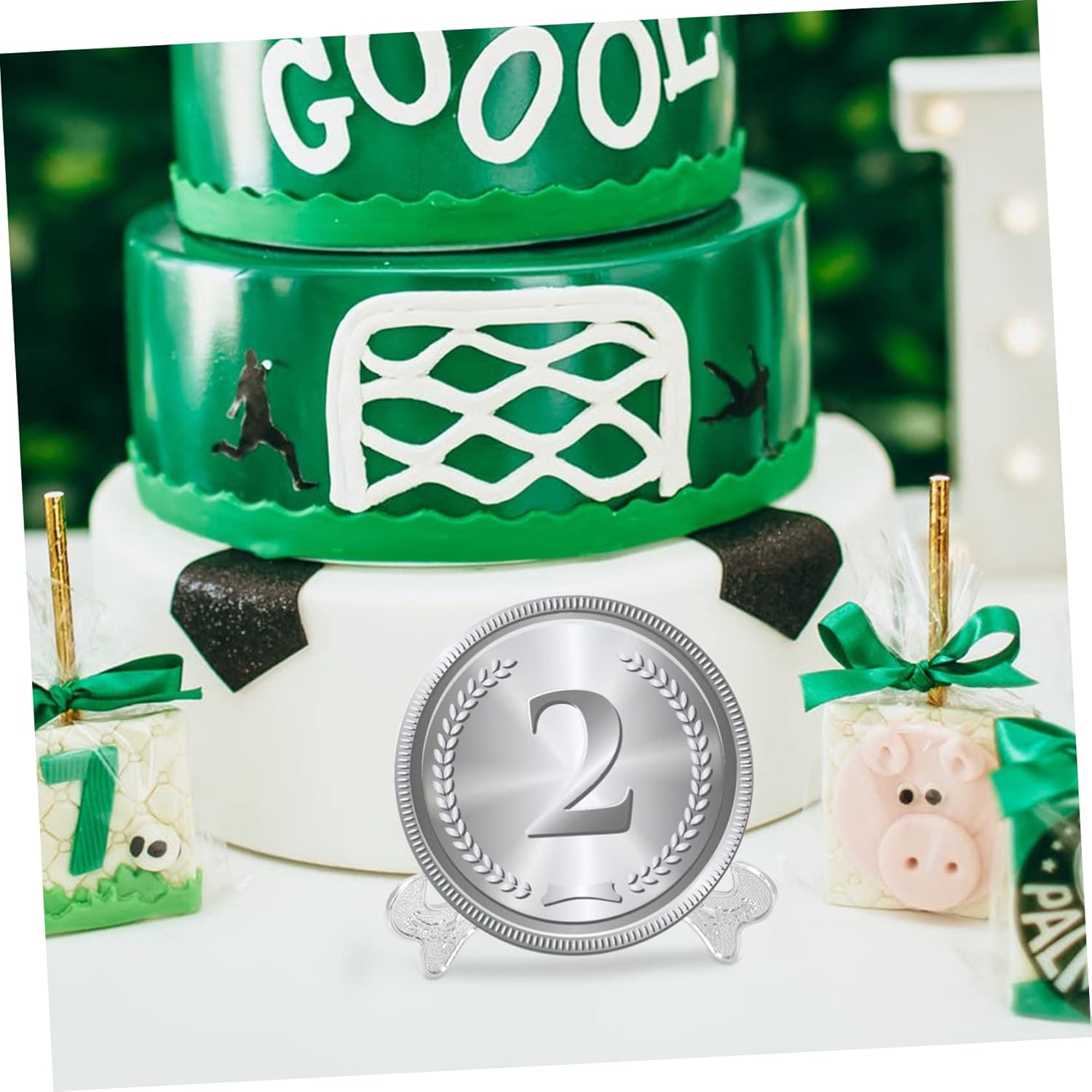 Cabilock Zinc Alloy Plate Display Stand for Home and Events