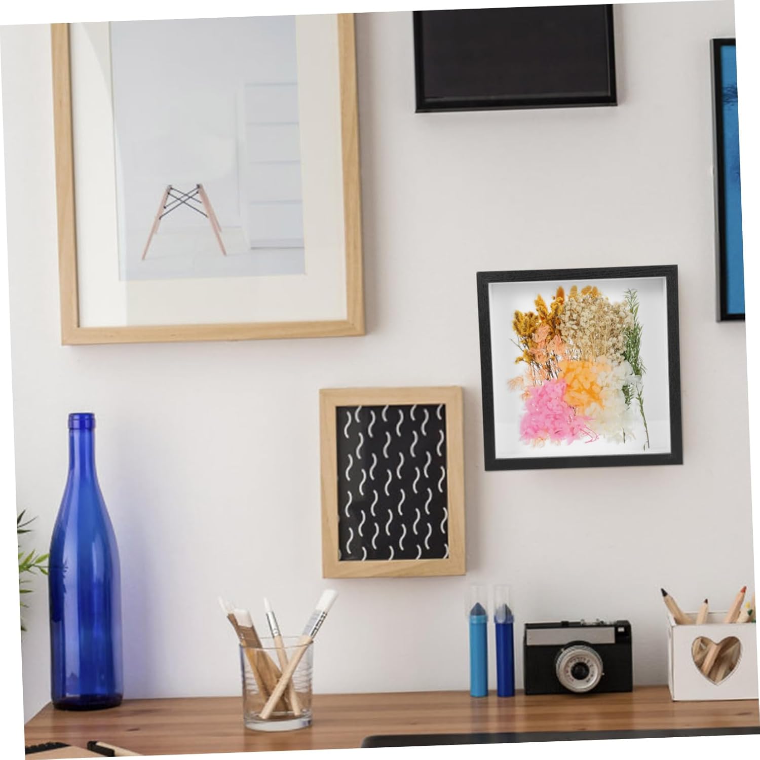 Dried Flower Display Frame for Home Decor and DIY Artwork